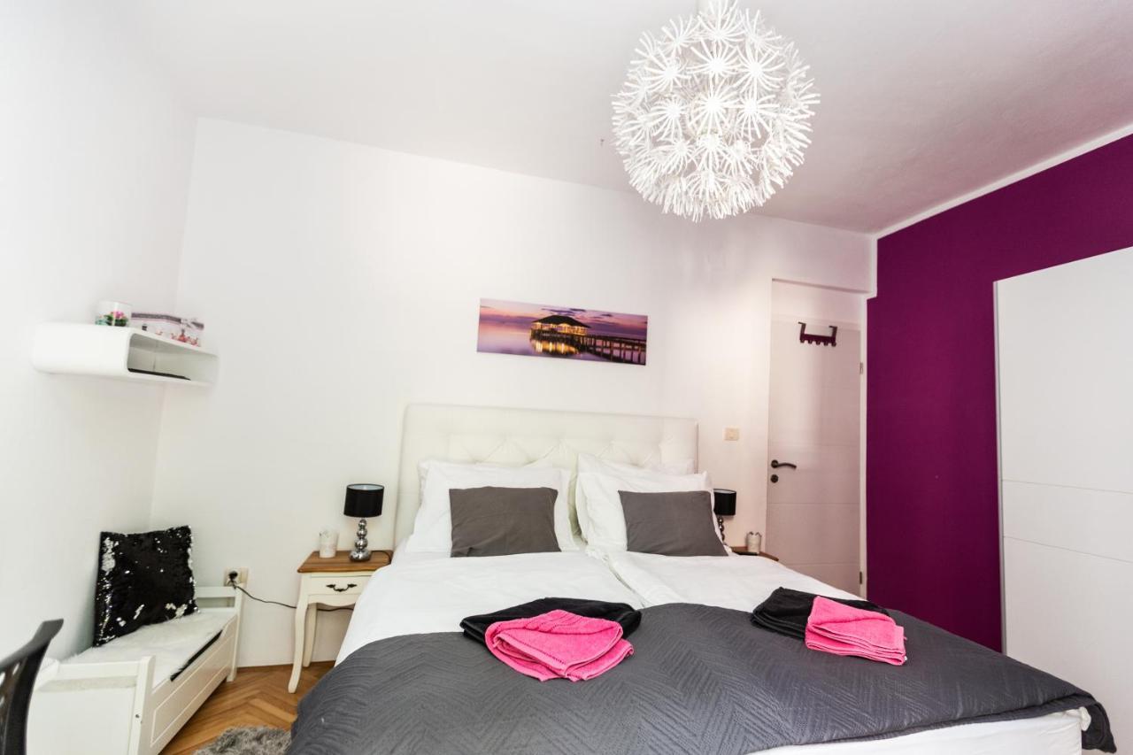 Luxury Apartments Mia Подстрана Екстериор снимка