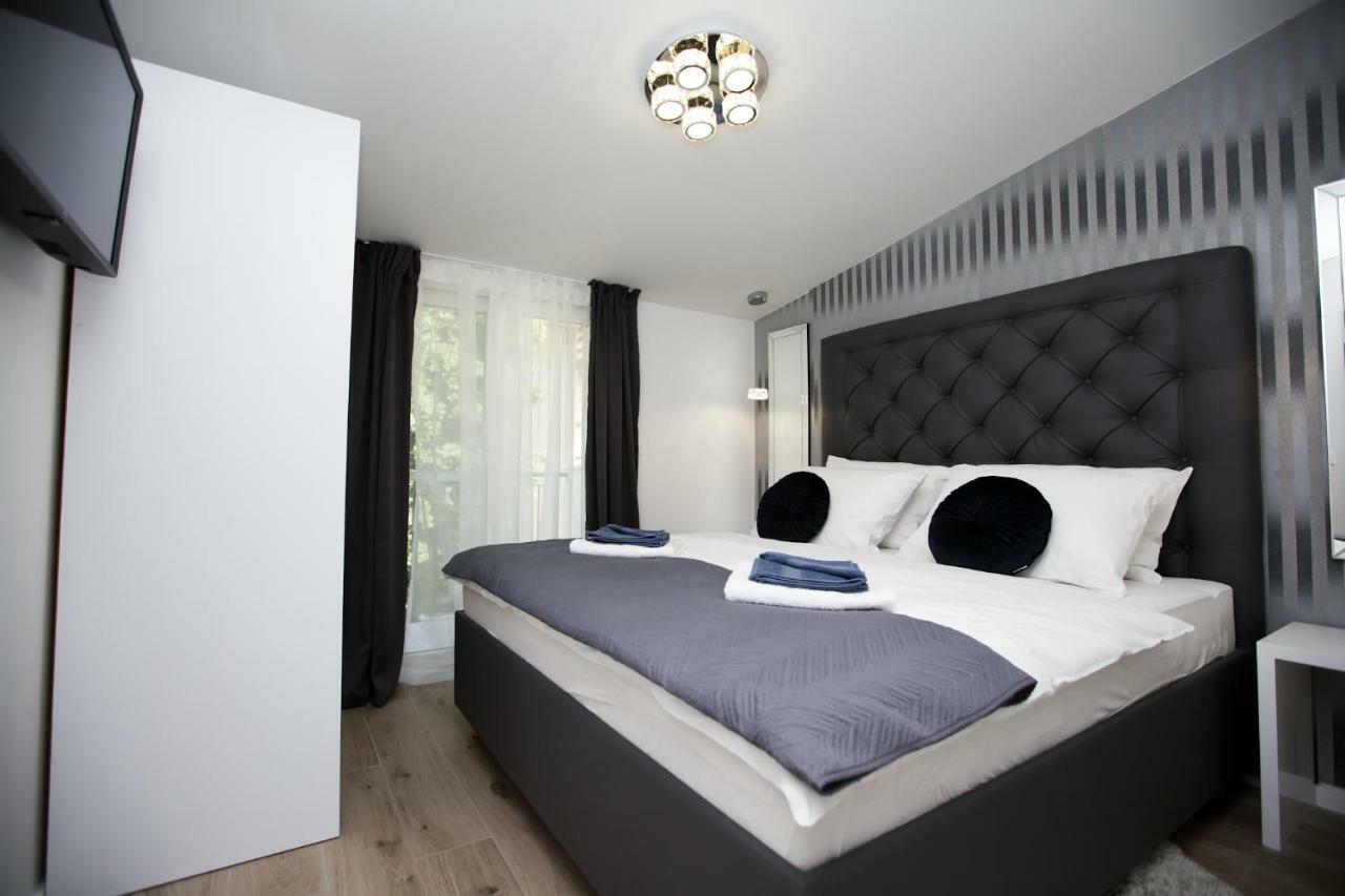 Luxury Apartments Mia Подстрана Екстериор снимка