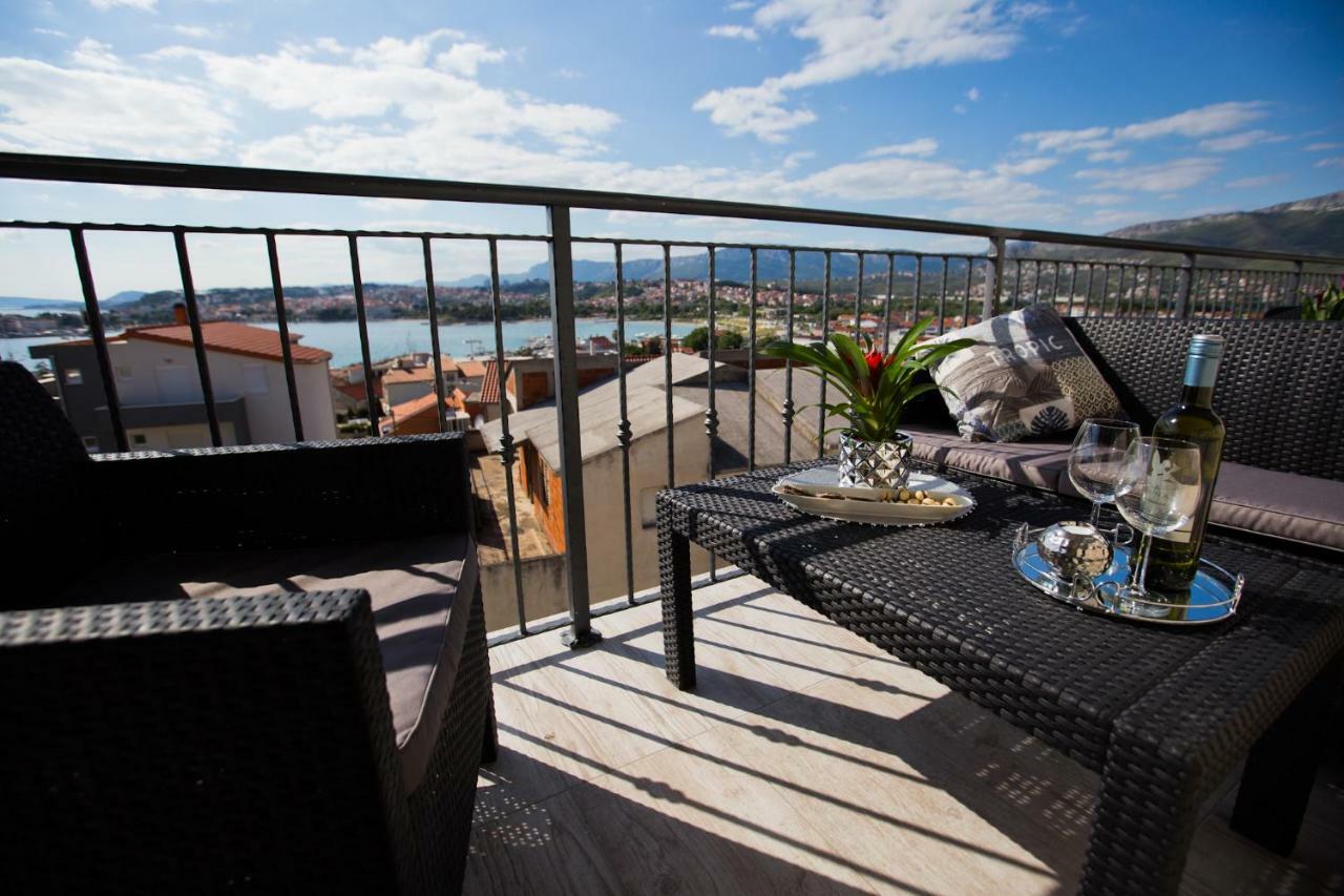 Luxury Apartments Mia Подстрана Екстериор снимка